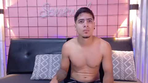 Snapshot of criss_hardcock_ chatting on June 16, 12:41 pm criss_hardcock_ online show from June 16, 12:41 pm