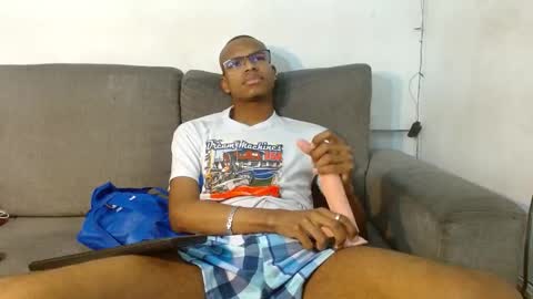 criss_zuri online show from October 27, 11:58 am