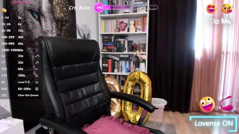 Twitter Christinne p online show from March 25, 9:59 am