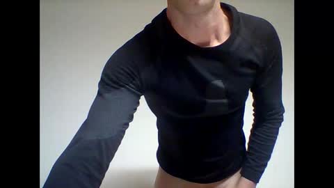 Criss online show from December 3, 1:32 pm
