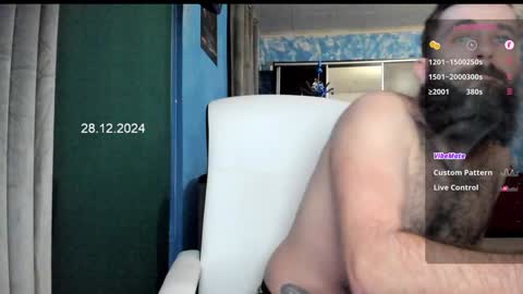 Snapshot of crissstud chatting on December 28, 3:26 pm Criss online show from December 28, 3:26 pm