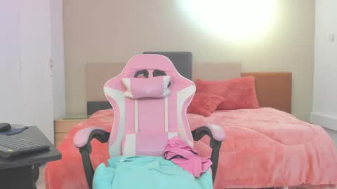 Cristal online show from January 17, 9:06 am