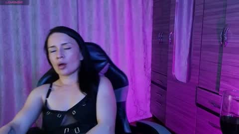  Alejandra from Wednesday to Saturday from 1000 pm to 400 am Colombian hour online show from March 1, 1:51 am