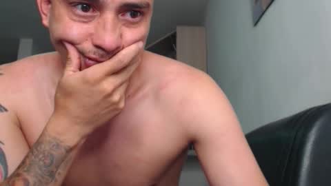 Snapshot of cristal_loverss chatting on October 31, 11:11 am cristal beautiful online show from October 31, 11:11 am