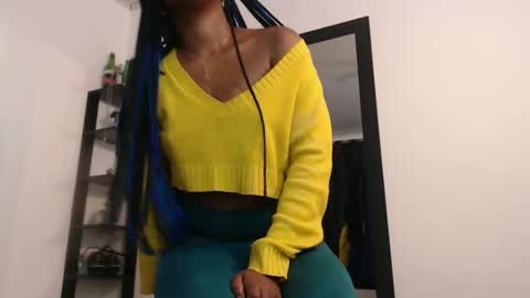 Hanna  online show from January 8, 1:41 pm