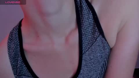 cristal_t2 online show from February 17, 7:09 pm