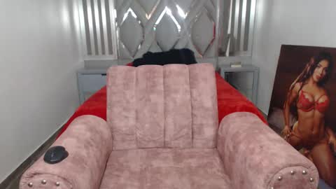 Natalie                      online show from December 14, 10:07 pm