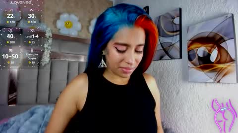   online show from November 26, 3:46 pm