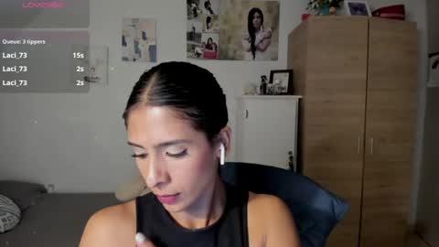 Snapshot of cristamunez chatting on June 13, 3:37 am veronika online show from June 13, 3:37 am