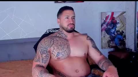 Snapshot of cristian_walker chatting on April 23, 12:04 pm cristian walker online show from April 23, 12:04 pm
