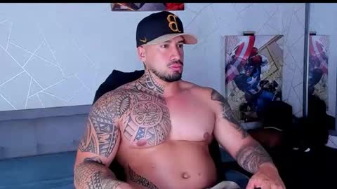 Snapshot of cristian_walker chatting on May 4, 10:22 am cristian walker online show from May 4, 10:22 am