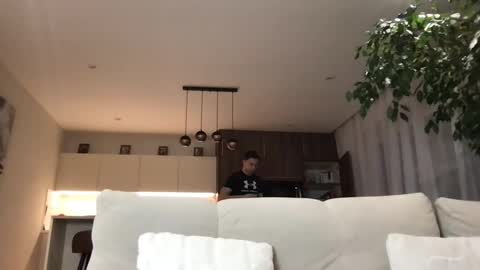 Snapshot of cristianovilla chatting on January 30, 5:39 pm CristianoHailey online show from January 30, 5:39 pm