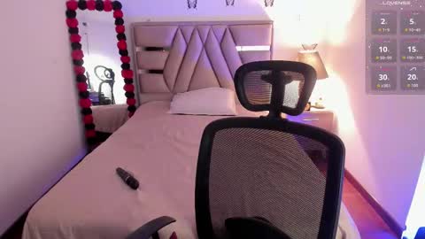 Cristina online show from September 11, 12:55 am