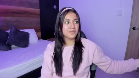 C R I S T I N online show from April 21, 1:42 am