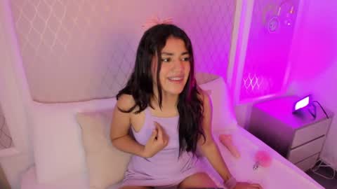C R I S T I N online show from August 1, 4:23 am