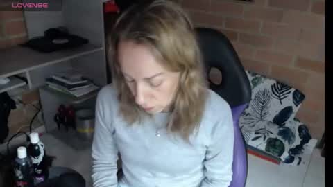 cristina online show from June 19, 2:54 pm
