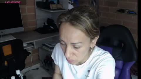 cristina online show from July 13, 7:49 pm