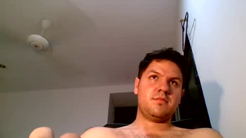 Snapshot of cristopher3042 chatting on June 20, 3:53 am cristopher3042 online show from June 20, 3:53 am