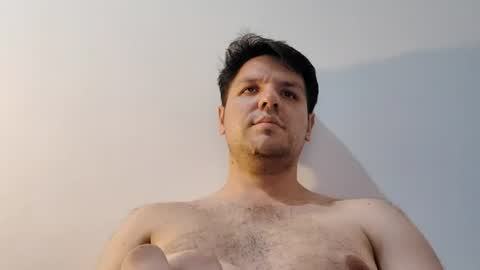 Snapshot of cristopher3042 chatting on July 29, 5:16 am cristopher3042 online show from July 29, 5:16 am