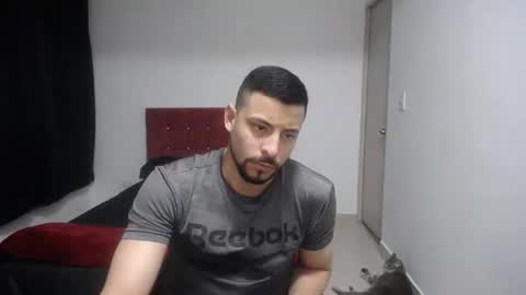 Snapshot of crisyoha4020 chatting on November 9, 2:54 am crisyoha4020 online show from November 9, 2:54 am