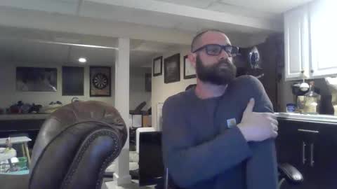 billybasement online show from December 17, 3:12 am