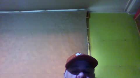 Snapshot of crmperez chatting on September 21, 8:32 pm crmperez online show from September 21, 8:32 pm