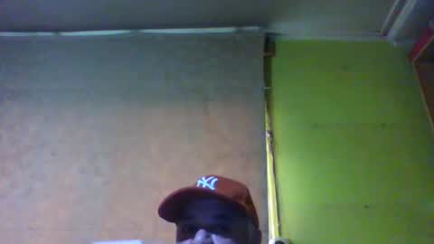 crmperez online show from March 1, 10:12 pm