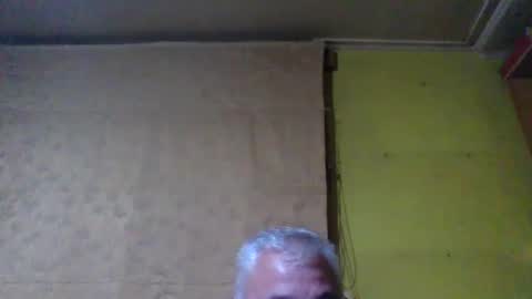 crmperez online show from March 4, 1:55 am