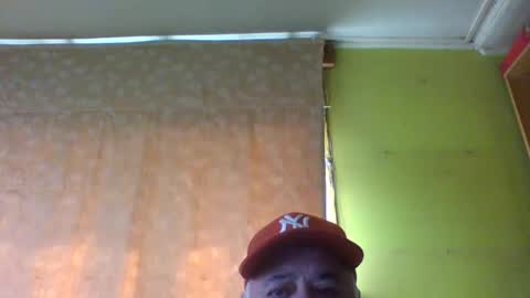 crmperez online show from March 19, 7:07 pm