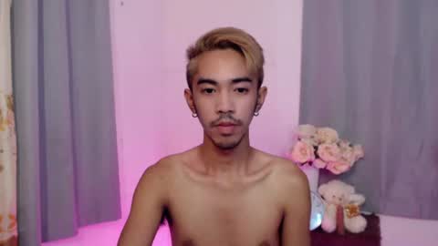 crocodale online show from October 29, 4:09 pm