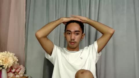 crocodale online show from March 27, 4:18 pm