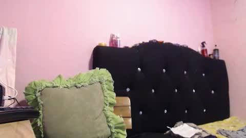 Snapshot of cronos_hot_888 chatting on February 28, 6:31 pm cronos_hot_888 online show from February 28, 6:31 pm