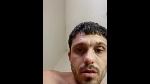 Snapshot of crossbo112293 chatting on February 22, 1:31 pm crossbo112293 online show from February 22, 1:31 pm