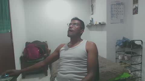 Crowiner online show from March 29, 2:33 am