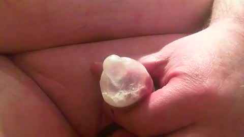 Snapshot of crowning85 chatting on December 6, 10:30 pm crowning85 online show from December 6, 10:30 pm