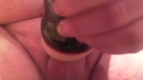 Snapshot of crowning85 chatting on December 28, 2:42 pm crowning85 online show from December 28, 2:42 pm