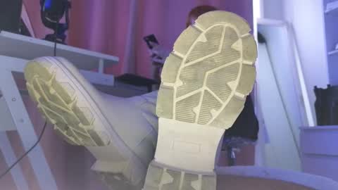 Cruel Siren online show from November 26, 11:44 am