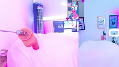 Mia online show from July 12, 8:55 pm