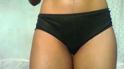 Snapshot of crush069 chatting on January 7, 8:39 am crush069 online show from January 7, 8:39 am