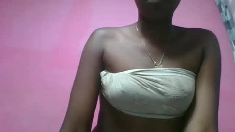 Snapshot of crush069 chatting on February 16, 10:17 pm crush069 online show from February 16, 10:17 pm