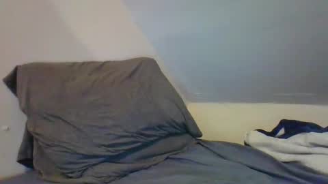 Snapshot of crush380 chatting on March 1, 10:10 pm Crush380 online show from March 1, 10:10 pm