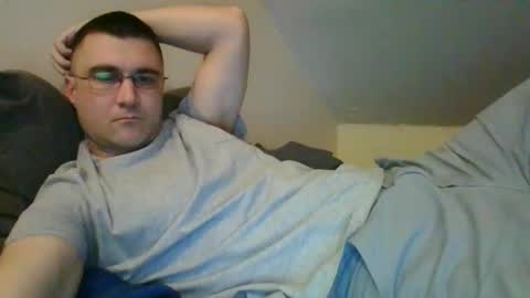 Snapshot of crush380 chatting on March 10, 10:13 pm Crush380 online show from March 10, 10:13 pm