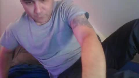 Snapshot of crush380 chatting on December 16, 10:15 pm Crush380 online show from December 16, 10:15 pm