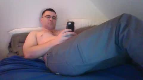 Snapshot of crush380 chatting on January 15, 1:43 am Crush380 online show from January 15, 1:43 am