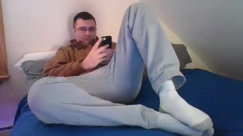 Snapshot of crush380 chatting on March 5, 7:32 pm Crush380 online show from March 5, 7:32 pm