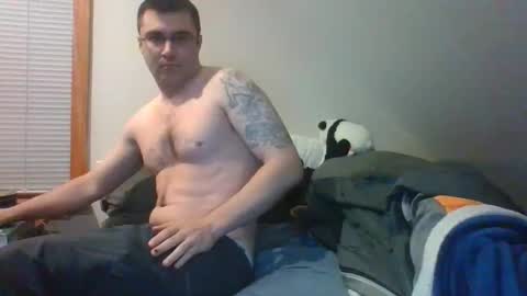 Snapshot of crush380 chatting on March 16, 4:51 am Crush380 online show from March 16, 4:51 am