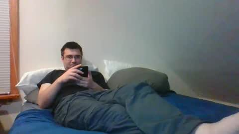 Snapshot of crush380 chatting on April 9, 2:22 am Crush380 online show from April 9, 2:22 am