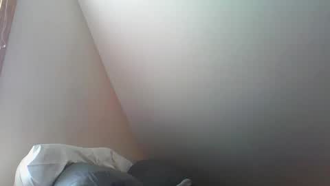 Snapshot of crush380 chatting on April 12, 5:40 pm Crush380 online show from April 12, 5:40 pm
