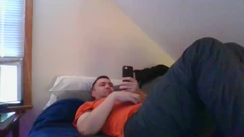Snapshot of crush380 chatting on April 23, 2:41 pm Crush380 online show from April 23, 2:41 pm