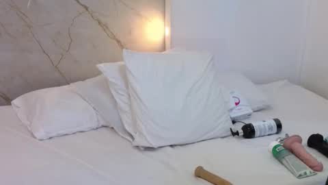 Cry online show from November 15, 10:48 pm